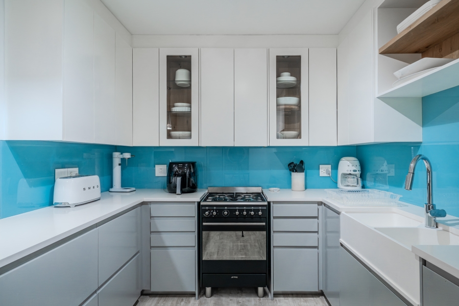 To Let 2 Bedroom Property for Rent in Fresnaye Western Cape